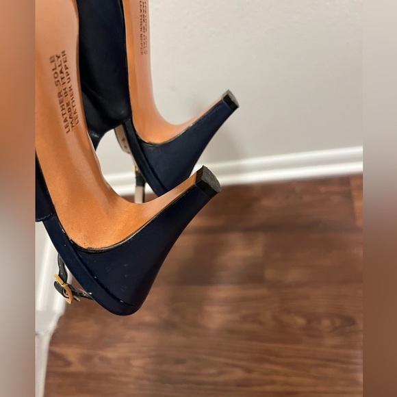 SALVATORE FERRAGAMO NARROW SLING BACKS SIZE 8 - Picture 10 of 12